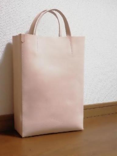 【ハンドメイド】豚ヌメ革の自立するエイジングトートバッグ