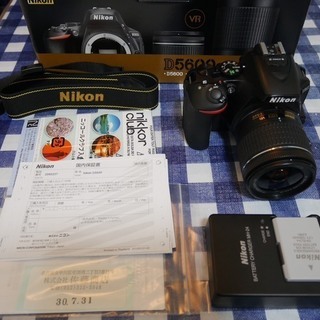 （（極美品））豪華オプション付！ Nikon D5600 ニコン...