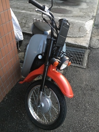 実働【リヤボックス付】SUZUKI バーディー50 オシャレで丈夫な商用車