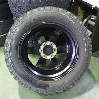 タイヤ、ホイール MKW MK-56 20×8J+18 PCD139.7/6H BFグッドリッチ