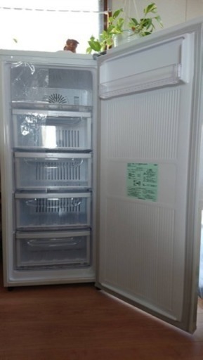お取引中 冷凍庫  MITSUBISHI 使用品