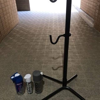 取引済  自転車 ヘルメット、キー、ライト付き