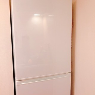 1ヶ月しか使用していない綺麗な冷蔵庫です！