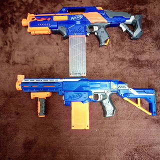 銃のおもちゃ　タカラトミー  ナーフ　5つセット