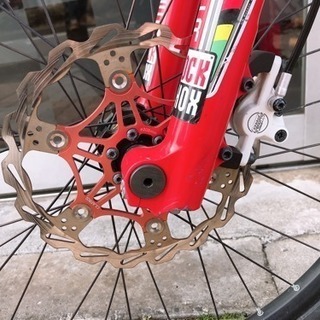 マウンテンバイク  ダウンヒル MTB