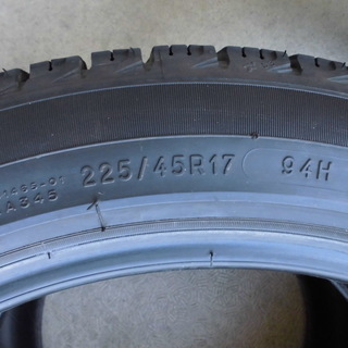 2015年製 225 45r17ミシュラン スタッドレス X-ICE XI3 溝多し！ 