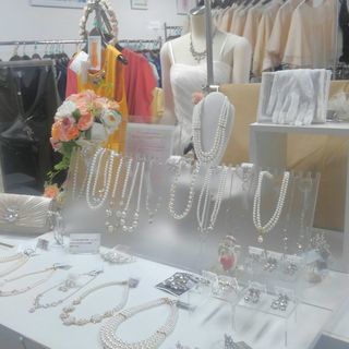 👗レンタルドレス専門店👗 小物も充実しております。