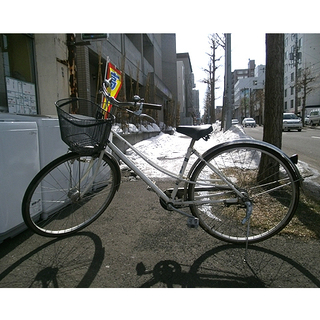札幌【27インチ自転車① シティサイクル】オートライト 3段変速...