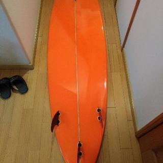 サーフボード6\'4 