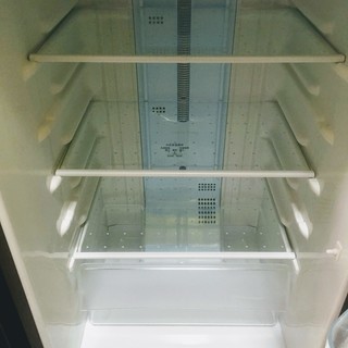 【送料無料・設置無料サービス有り】冷蔵庫 Panasonic NR-B173W-T 中古