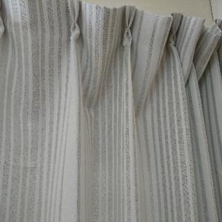 遮光カーテン(ニトリ製)100×178 2枚