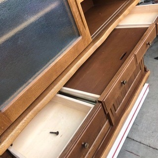 美品！★かなり大きめで立派な食器棚★