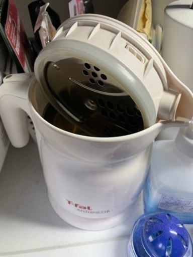 電気ケトル T-fal 3月19日までお願いします。