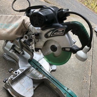 HITACHI卓上スライド丸ノコ