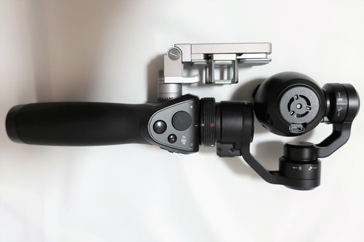 DJI osmo 付属品多数 3軸ジンバル 手持ちでブレないカメラ