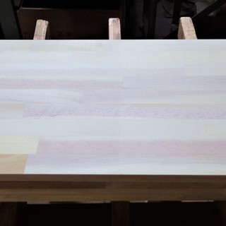 木材　板　棚板　（メルクシパイン集成材）