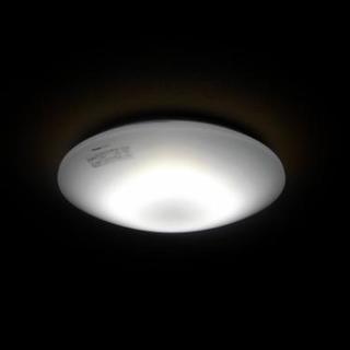 LEDシーリングライト　～８畳用Panasonic製　2016年...