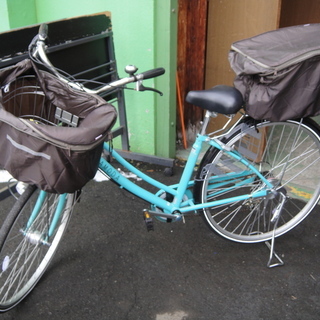 パンクしにくい肉厚タイヤ　自転車　２７インチ　ママチャリ　前後カゴ付き サイクル ６段切り替え