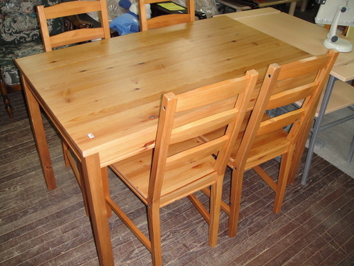 ダイニング５点セット　IKEA　パイン材