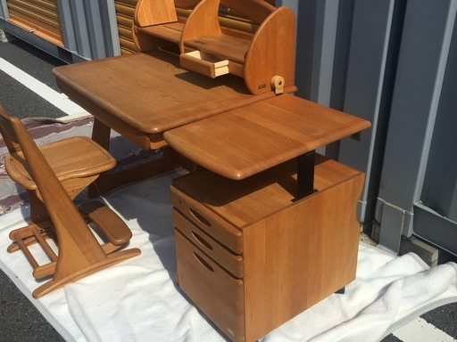 新品価格15万円 マルニ 学習机 デスク・ワゴン・ブックスタンド