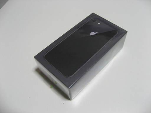 【未開封品】iPhone 8 スペースグレー 64 GB ＜シムロック解除済・判定〇＞