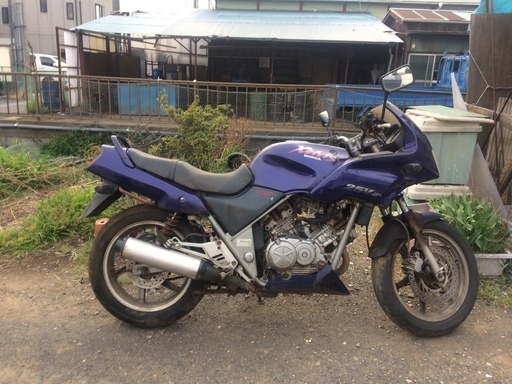 ゼルビス　現状販売　書類あり不動　ZZR?CB?250㏄