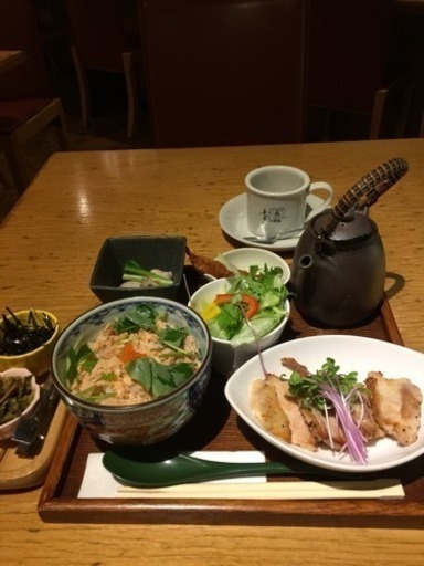 寺町商店街にある隠れ家的カフェ ビーの階段 祇園四条のカフェの無料求人広告 アルバイト バイト募集情報 ジモティー