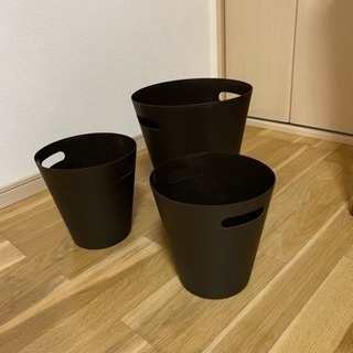 ゴミ箱 ( ニトリ )  3個