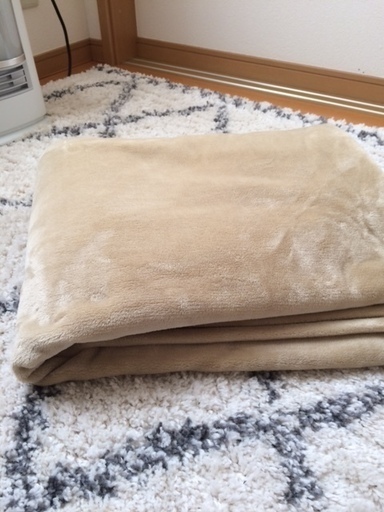 生活用品セット（寝具・毛布・風呂椅子・桶）