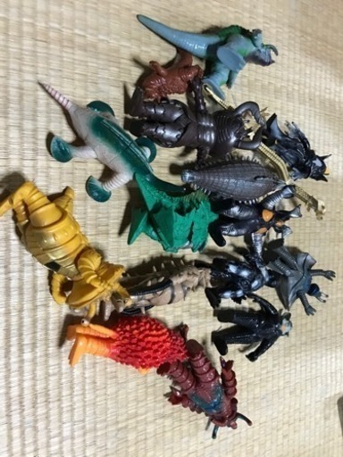 怪獣いっぱい、まとめて (商談成立いたしました)