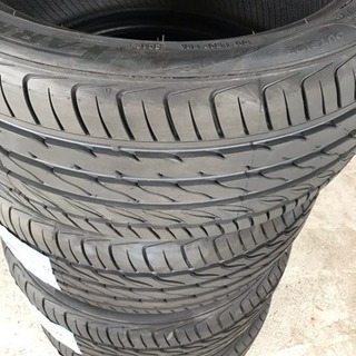 215/45/18新品タイヤ、交換込み