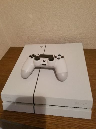 PS4　中古　500ＧＢ　白