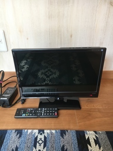 薄型液晶テレビ 16インチ