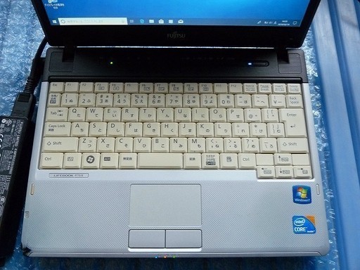 商談中】Win10 Fujitsu Lifebook P770/B 高速CPU i５／メ４GB 装備