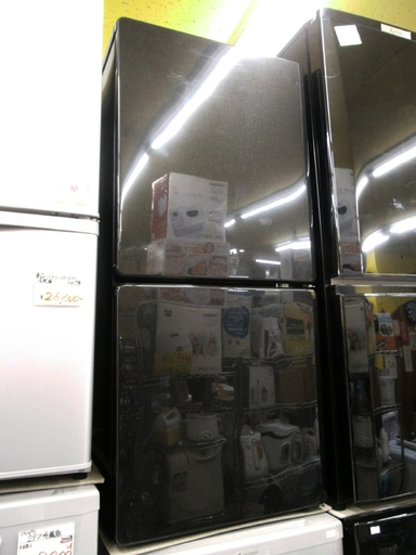 札幌 新生活に! 110L 2ドア冷蔵庫 2012年製 ユーイング 一人暮らし 単身者向け UR-F110E 黒/ブラック