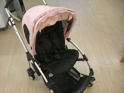 クリーニング済み,安心の1ヶ月保証付　bugaboo bee ベビーカーです！