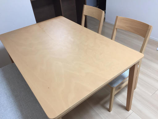 ダイニングテーブル（ニトリ）2018年購入120x78x70cm