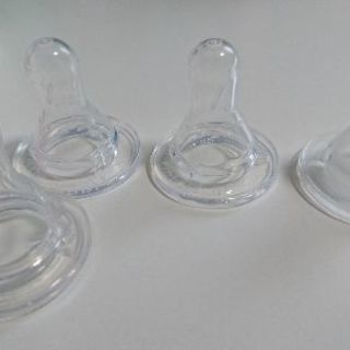 哺乳瓶の乳首 母乳パット お産用パッド