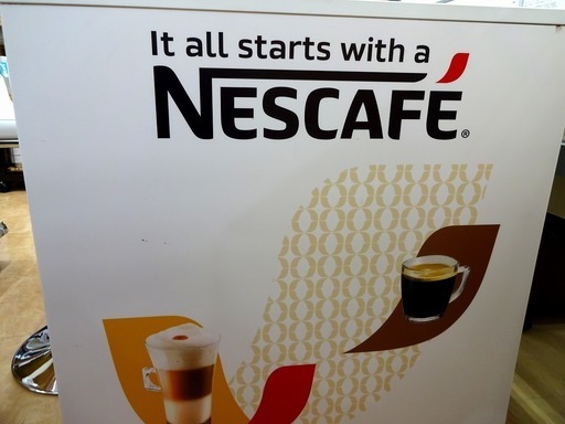 【取りに来れる方限定】NESCAFE×ITOKIのカウンターテーブル売ります！