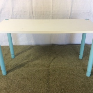 木製×プラスチック テーブル　