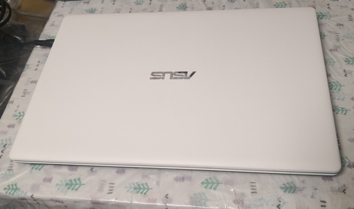 ASUS ノートパソコン X551M/15インチ