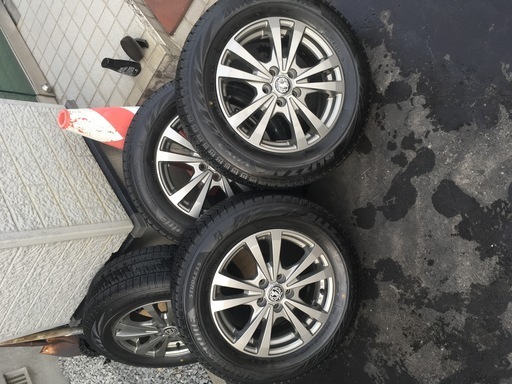 スタッドレス 17年製32~42週 BRIDGESTONE ブリザック vrx2 4本 195/65r15