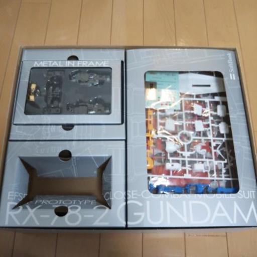 ガンプラ完成品18体 ポージングステージ5基（4/1スタート30000円