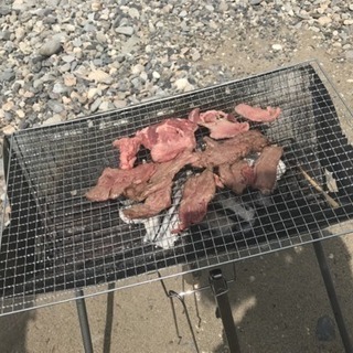 BBQコンロ ２つ や鉄板  網  その他BBQ備品もらって下さい