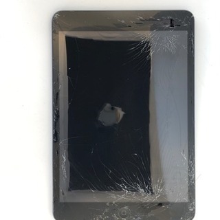 iPadの画面が割れてしまった。 Fixmart(フィックスマー...