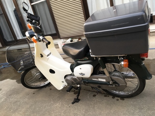 スーパーカブ原付50cc売ります。