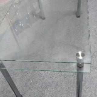 ガラステーブル TEMPERD GLASS