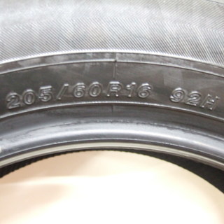 新品未使用　 YOKOHAMA dB decibelＥ70　205/60 R16