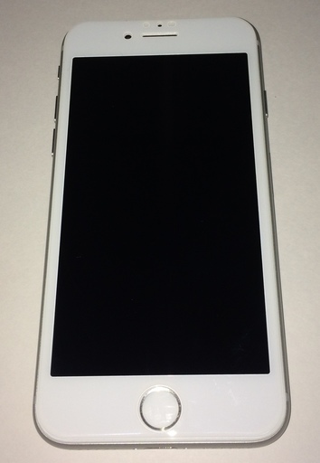 iPhone8　64GB　SIMフリー（シルバー）