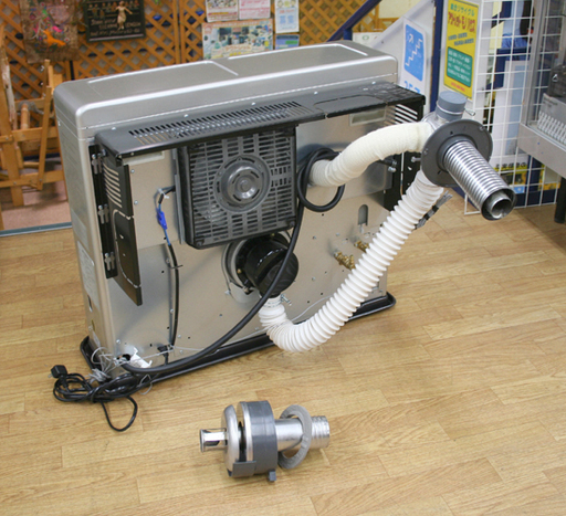 北海道 旭川 サンポット FF式石油ストーブ UFH-703SX 2012年製 動作